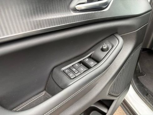 Used 2025 Jeep Grand Cherokee Laredo X w/ Luxury Tech Group I AWD/4WD image 16