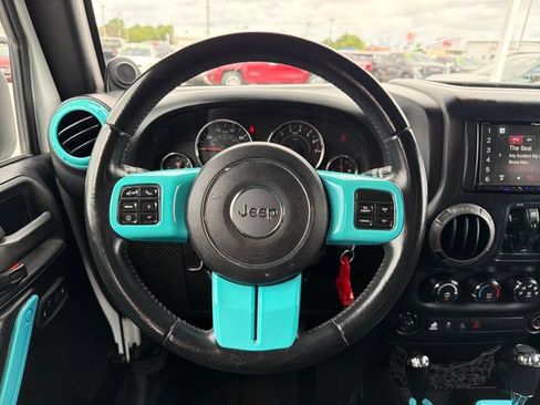 Used 2013 Jeep Wrangler Unlimited Sport AWD/4WD image 10