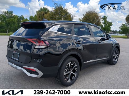 New 2025 Kia Sportage EX image 5