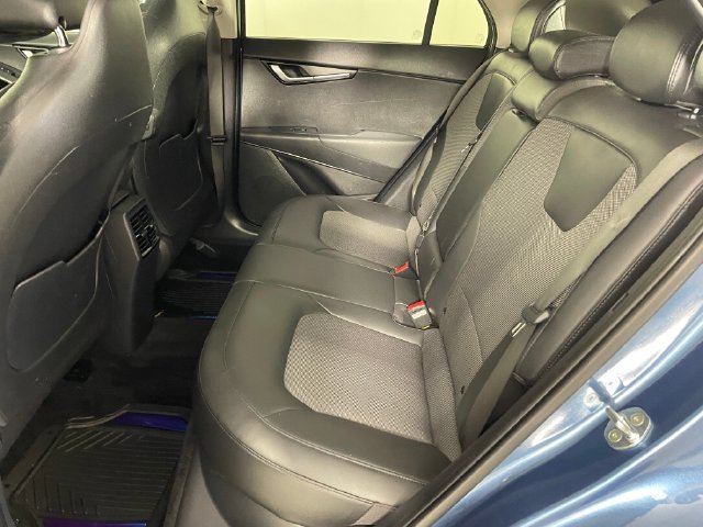 Certified 2023 Kia Niro EX w/ EX Cold Weather Package FWD image 16