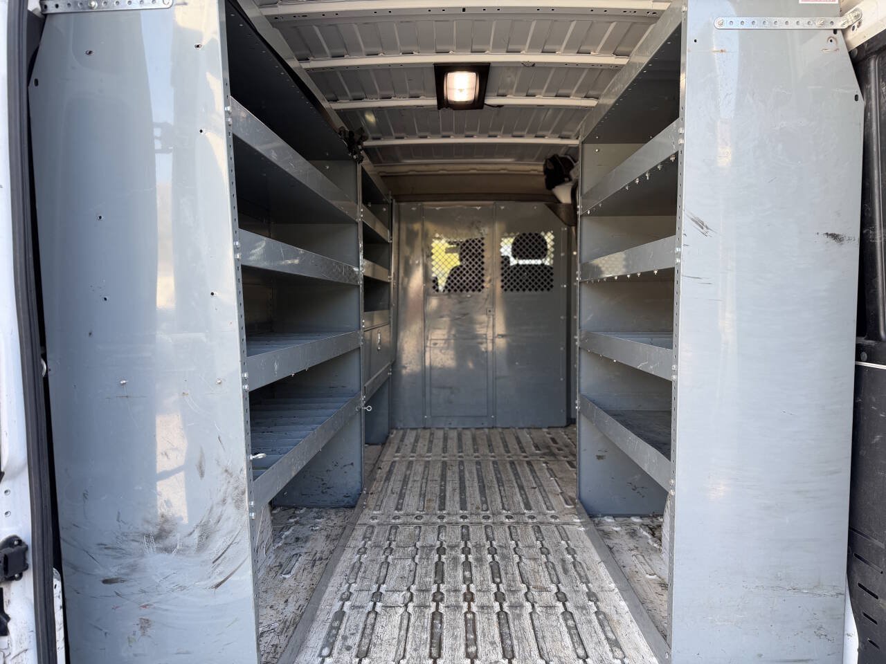 Used 2021 RAM ProMaster 2500 w/ Convenience Group FWD image 15