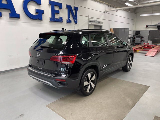 Used 2023 Volkswagen Taos S w/ Driver Assistance Package AWD/4WD image 4