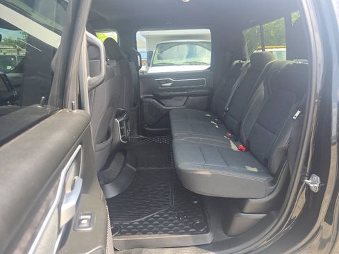 Used 2022 RAM 1500 Big Horn AWD/4WD image 16