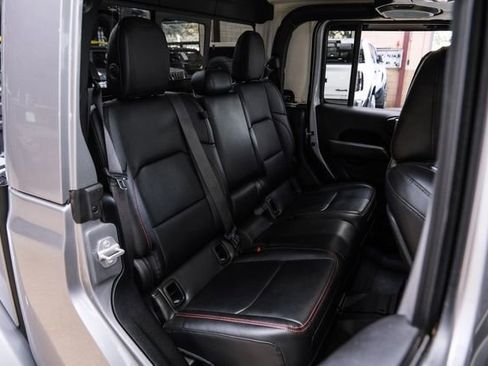 Used 2020 Jeep Gladiator Rubicon AWD/4WD image 68