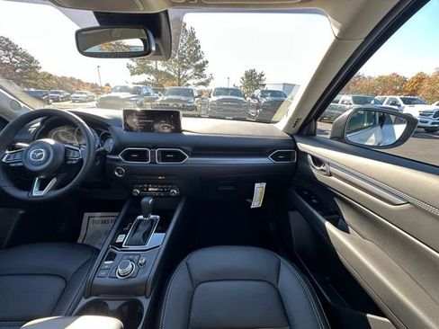 New 2025 MAZDA CX-5 AWD 2.5 S w/ Preferred Package image 28