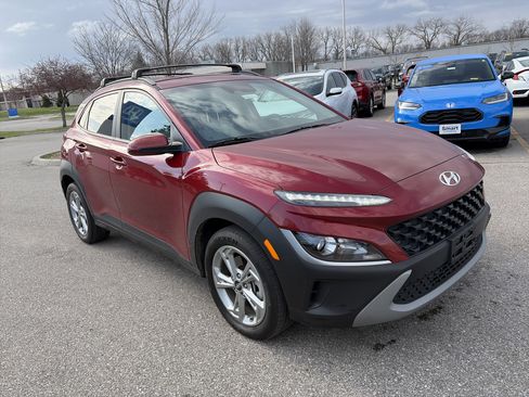 Used 2023 Hyundai Kona SEL image 3
