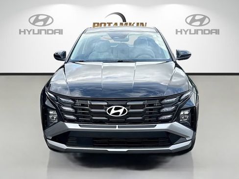 Certified 2026 Hyundai Tucson SE FWD image 2
