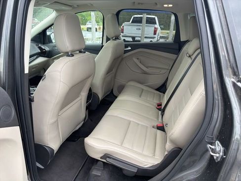 Used 2019 Ford Escape Titanium AWD/4WD image 12