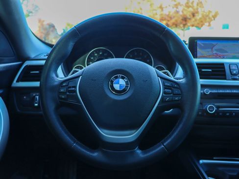 Used 2014 BMW 328i Gran Turismo xDrive image 28