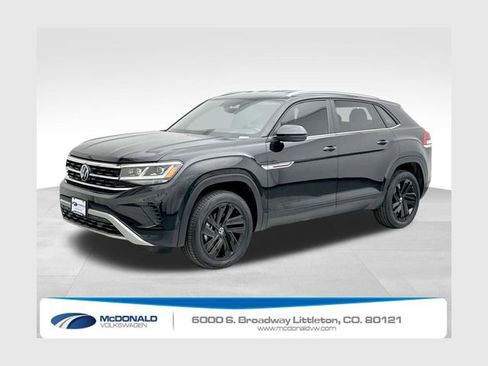 Used 2023 Volkswagen Atlas Cross Sport SE w/ Black Wheel Package image 1