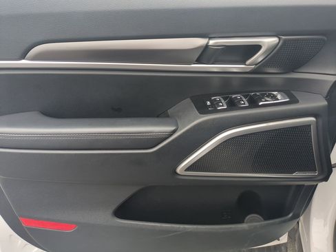 Used 2025 Kia Telluride S image 15