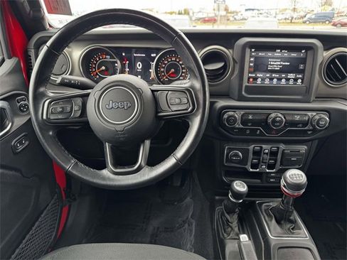 Used 2021 Jeep Gladiator Sport image 2