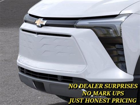 New 2025 Chevrolet Blazer EV LT image 13