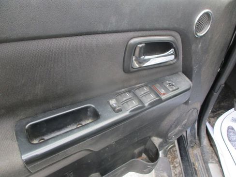 Used 2012 Chevrolet Colorado LT image 12