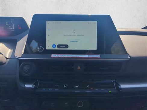 Used 2025 Toyota Prius LE image 15