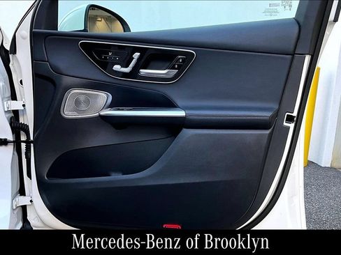 Certified 2025 Mercedes-Benz GLC 350e 4MATIC image 24