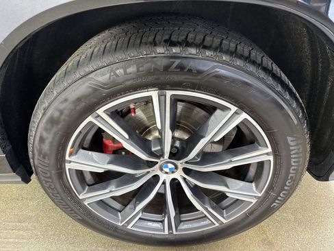 Used 2024 BMW X6 xDrive40i w/ Premium Package AWD/4WD image 5