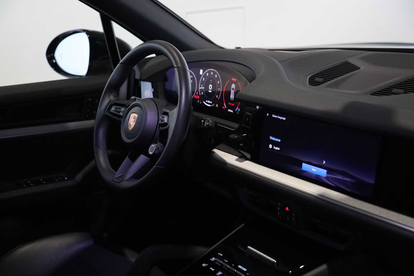 Used 2026 Porsche Cayenne AWD/4WD image 11