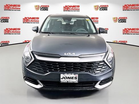 Used 2023 Kia Sportage LX image 11
