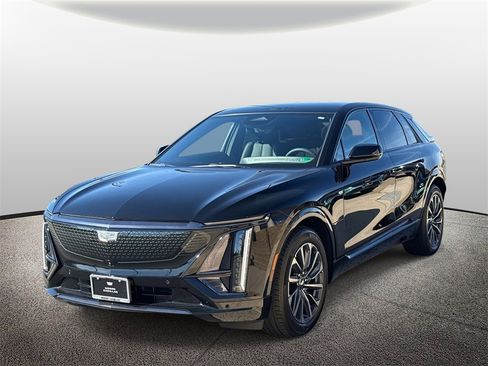 New 2026 Cadillac Lyriq Premium Sport image 5