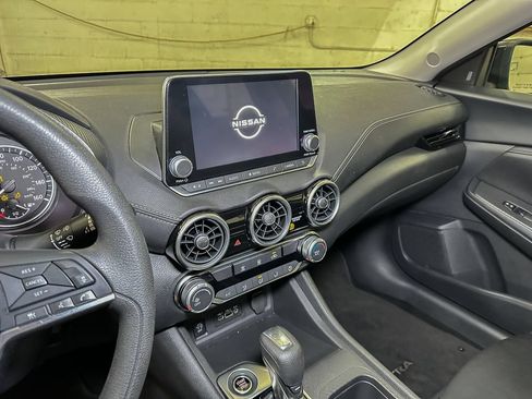 Used 2024 Nissan Sentra SV FWD image 36