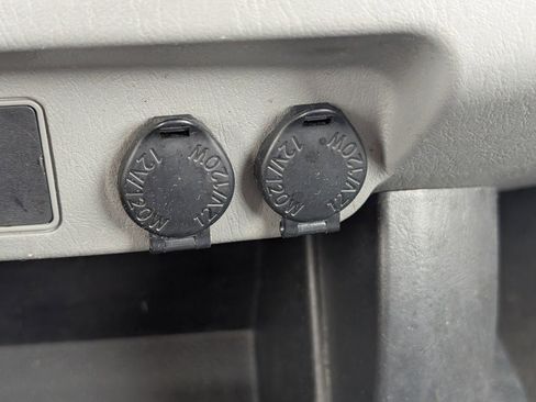 Used 2012 Toyota Tacoma 2WD Regular Cab image 17