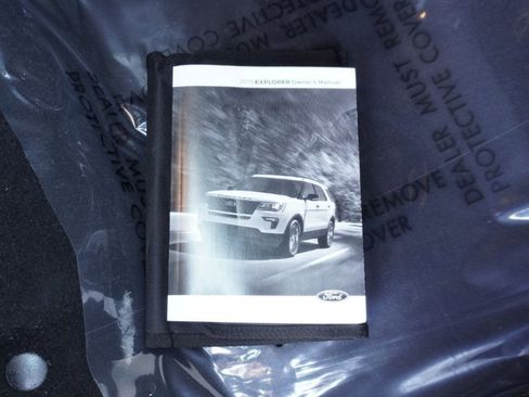 Used 2019 Ford Explorer XLT w/ Equipment Group 202A image 27