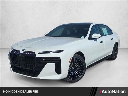 New 2026 BMW i7 xDrive60 w/ M Sport Package RWD image 1