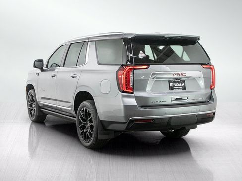 Used 2024 GMC Yukon Denali w/ Denali Reserve Package AWD/4WD image 3
