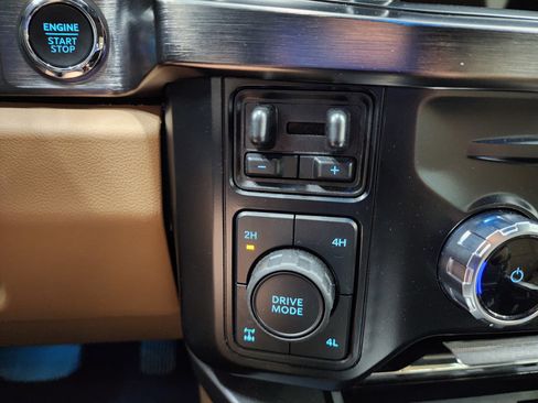 Used 2023 Ford F250 Lariat w/ Sport Appearance Package image 69