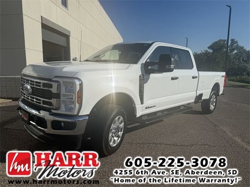 Used 2024 Ford F250 XLT image 1