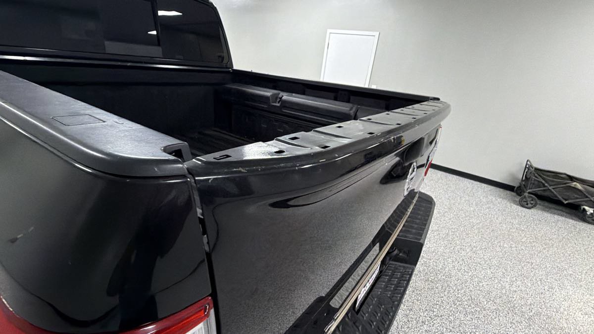 Used 2018 Nissan Titan SL w/ Texas Titan Edition AWD/4WD image 36