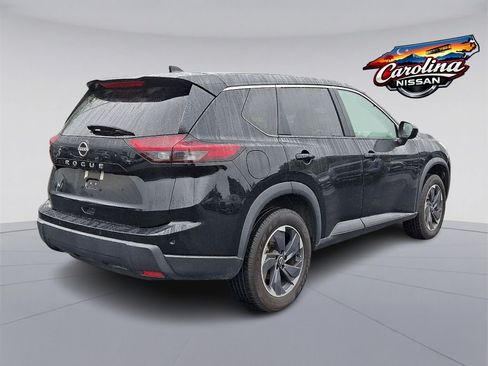 Used 2025 Nissan Rogue SV FWD image 6