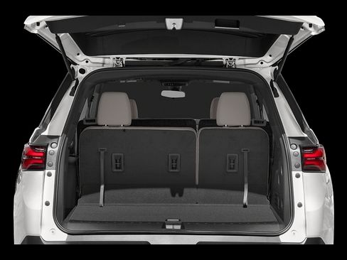 Certified 2023 Chevrolet Traverse High Country w/ LPO, Floor Liner Package image 45
