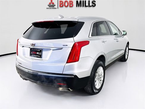 Used 2019 Cadillac XT5 FWD image 7