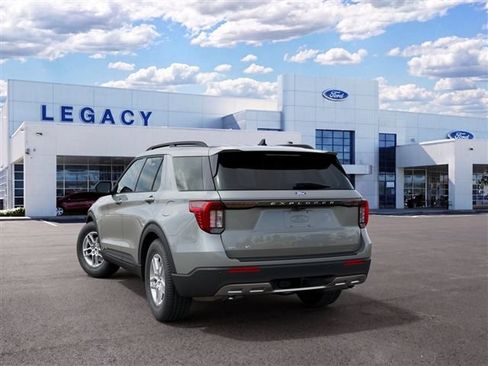 New 2027 Ford Explorer Active w/ Active Comfort Package RWD image 8