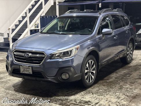 Used 2018 Subaru Outback 2.5i Premium image 3