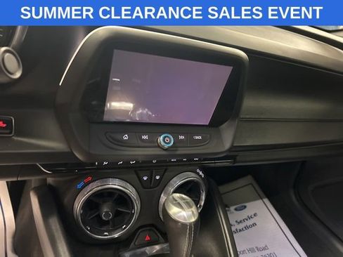 Used 2018 Chevrolet Camaro SS RWD image 15