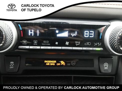 Used 2021 Toyota RAV4 XLE Premium image 12