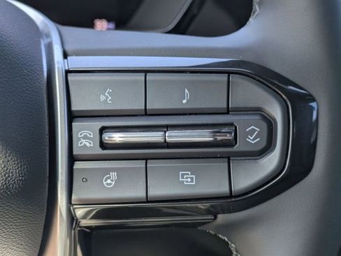 New 2025 Chevrolet Colorado ZR2 w/ ZR2 Bison Edition image 15