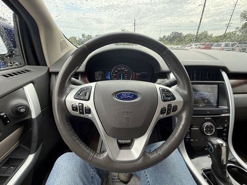 Used 2011 Ford Edge Limited w/ 302A Rapid Spec Order Code FWD image 23