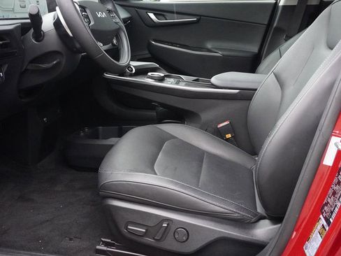 Used 2023 Kia EV6 Wind RWD image 26