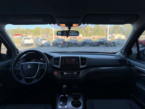 Used 2019 Honda Ridgeline Sport image 24