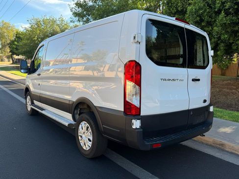 Used 2025 Ford Transit 250 Low Roof w/ Exterior Upgrade Package RWD image 3