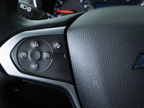Used 2023 Chevrolet Traverse LT AWD/4WD image 18