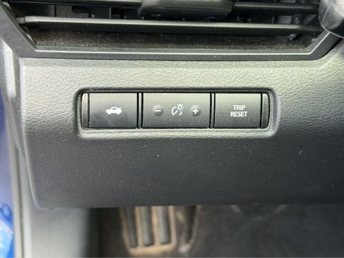 Used 2024 Nissan Altima 2.5 SR FWD image 22