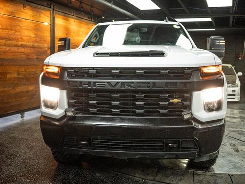 Used 2020 Chevrolet Silverado 2500 W/T w/ WT Convenience Package image 4