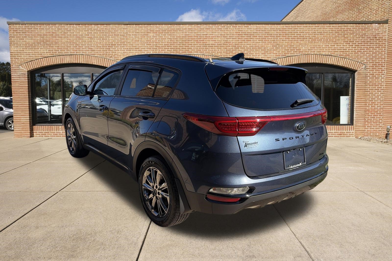 Used 2022 Kia Sportage Nightfall Edition w/ Nighfall AWD Premium Package image 6