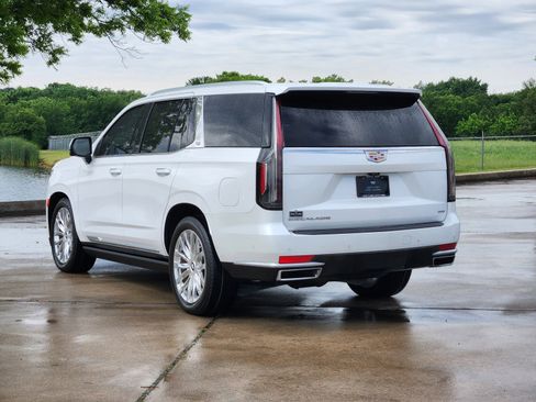 Certified 2023 Cadillac Escalade Premium Luxury w/ Performance Package AWD/4WD image 4