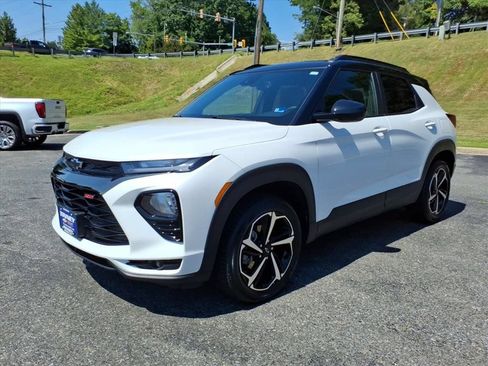 Used 2023 Chevrolet TrailBlazer RS w/ Sun and Liftgate Package AWD/4WD image 7